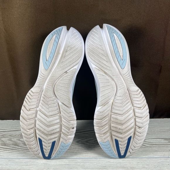 Saucony Kinvara 12 Womens Light Blue Running Shoe Athletic Sneaker Size 9 - Picture 9 of 9